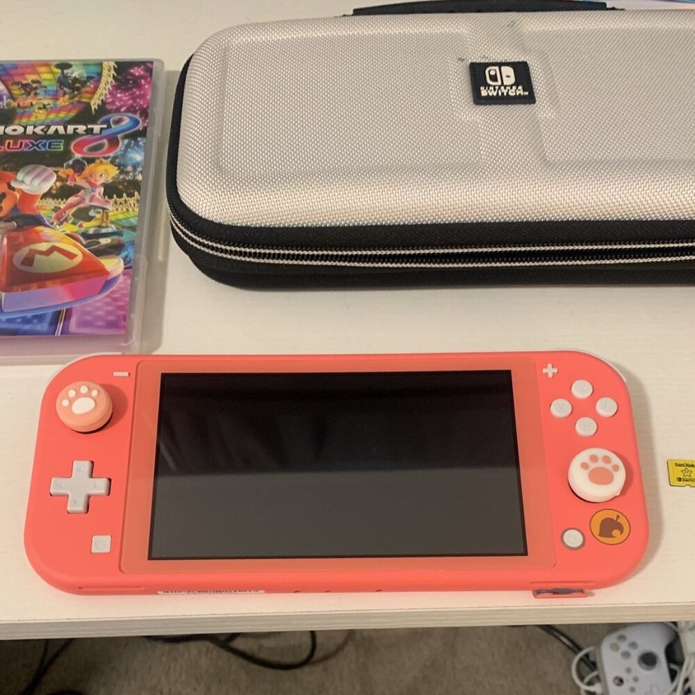 Nintendo Switch Lite Bundle (Coral)